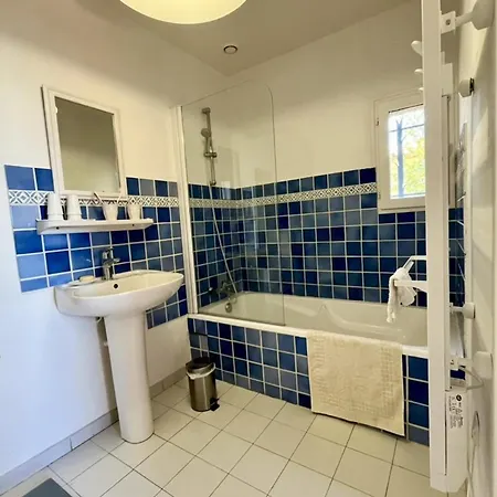 Holiday home Maison Spacieuse Avec Piscine, Wi-fi Et Climatisation A - Fr-1-226b-204