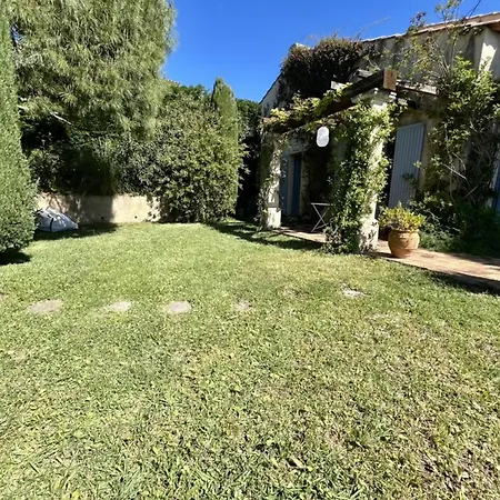Maison Spacieuse Avec Piscine, Wi-fi Et Climatisation A - Fr-1-226b-204